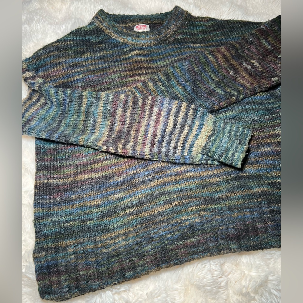Sweater - Picture 2 of 5